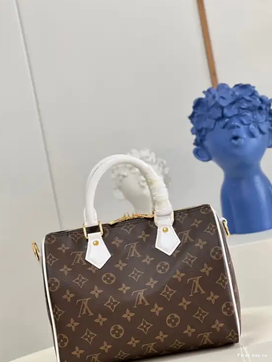 First bag ru 25 VUITTON LOUIS BANDOULIÈRE SPEEDY 0629